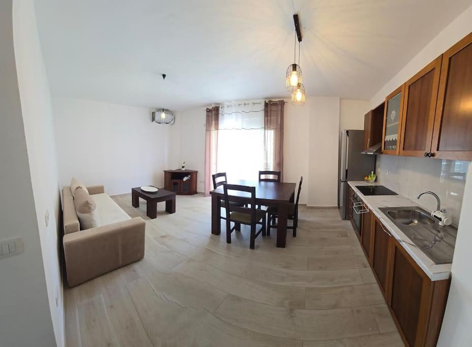 Frendly Appartamento Golem (Tirana)